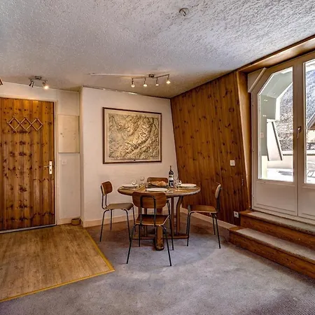 Hyper With Rooftop Chamonix